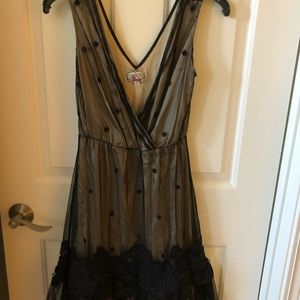 Anthropologie Size 0 Vintage-Type Dress